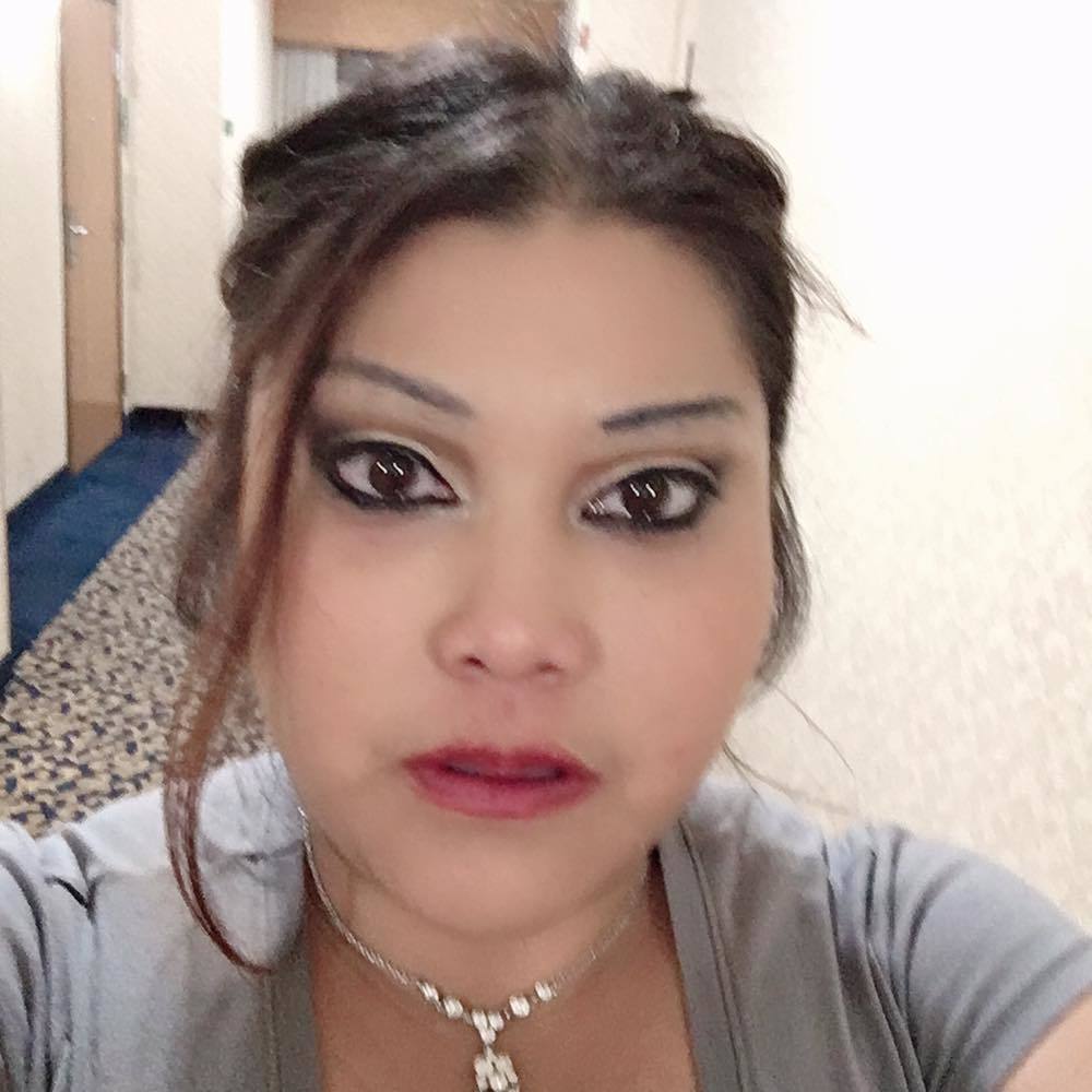 Meet your Posher, Crystal